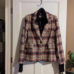 Fate Women's Plaid Blazer with Black Liner.  One Button Closure. Size Large.